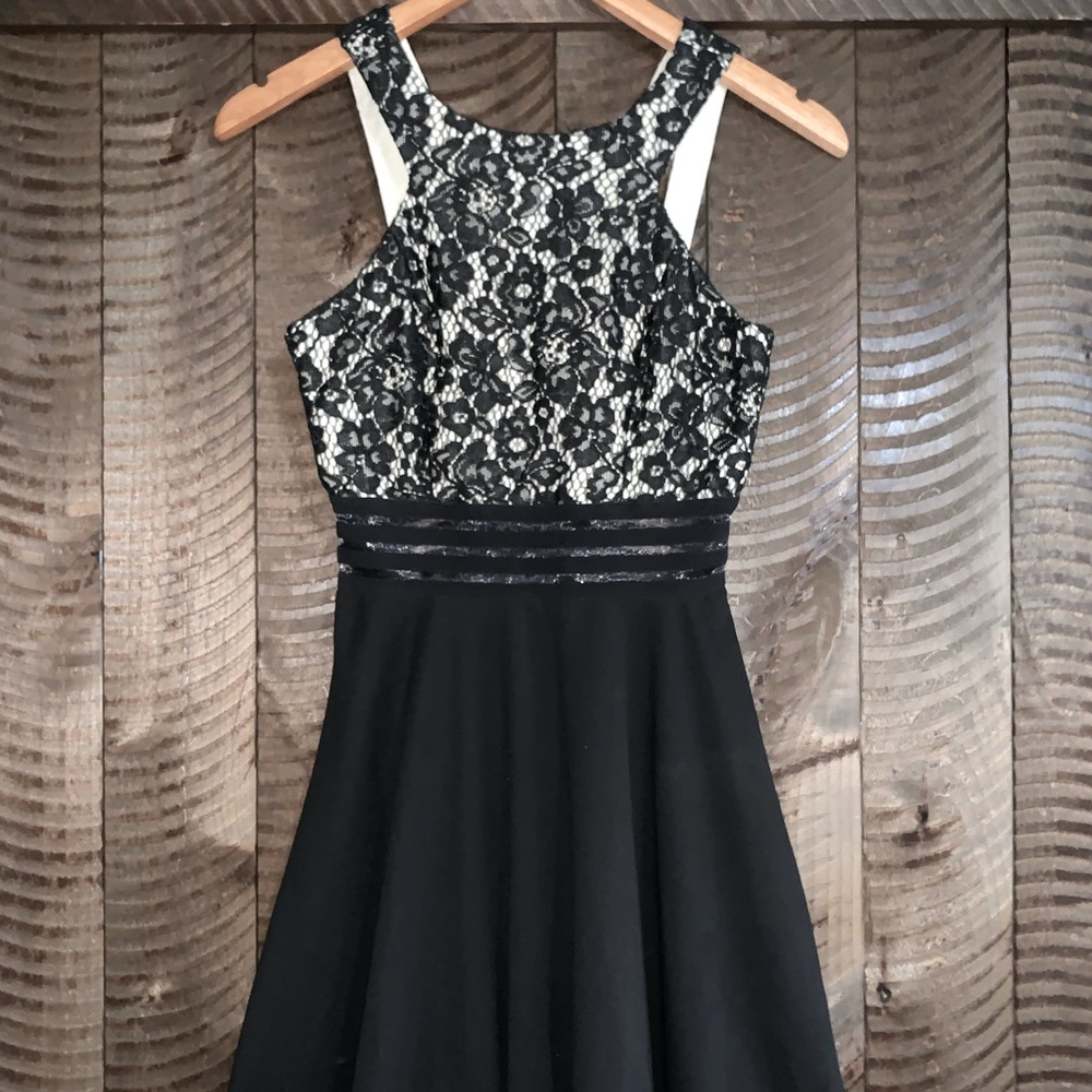 Speechless - Junior Formal Dress